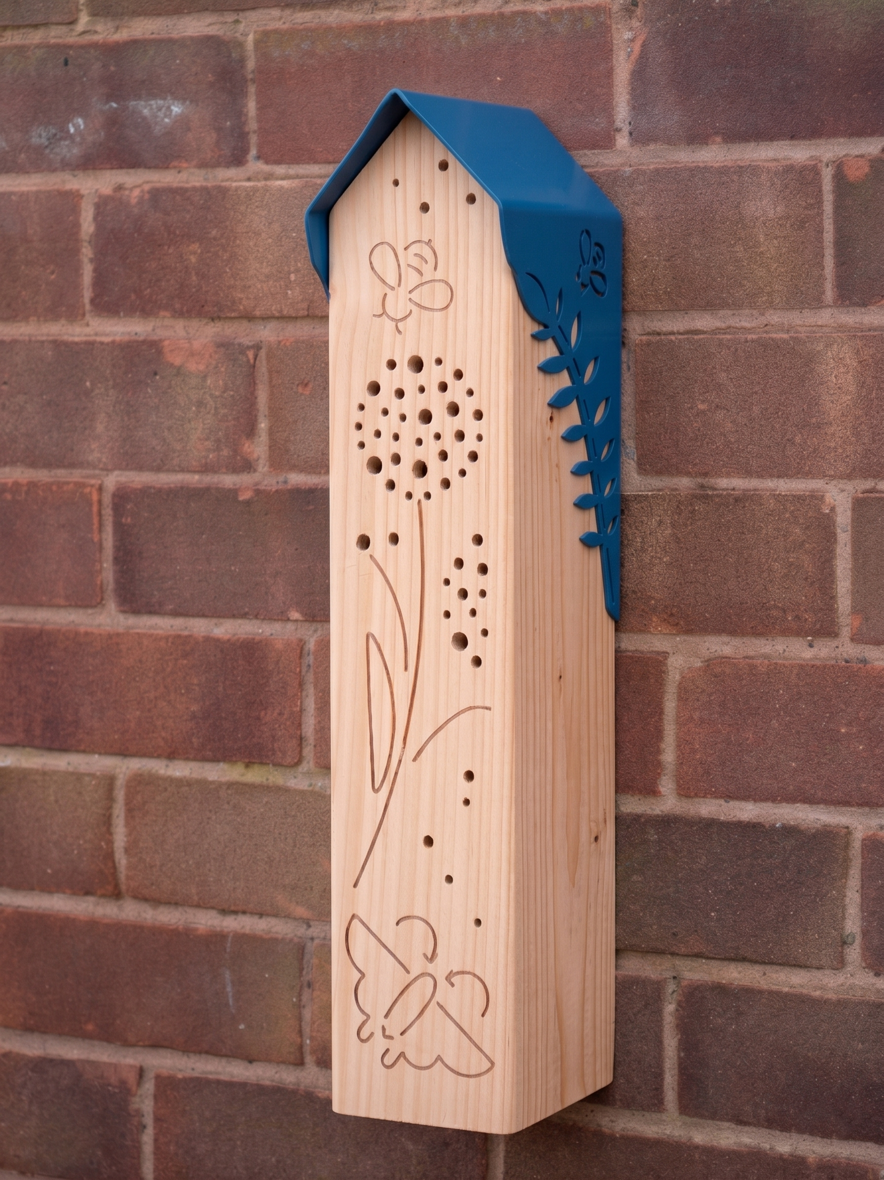Bee Hotel